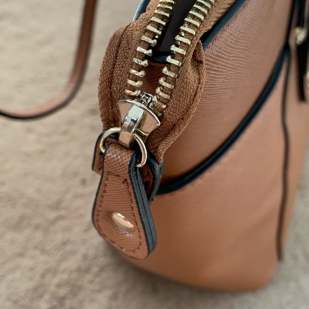 Faux Leather Tote - Picture 7 of 8